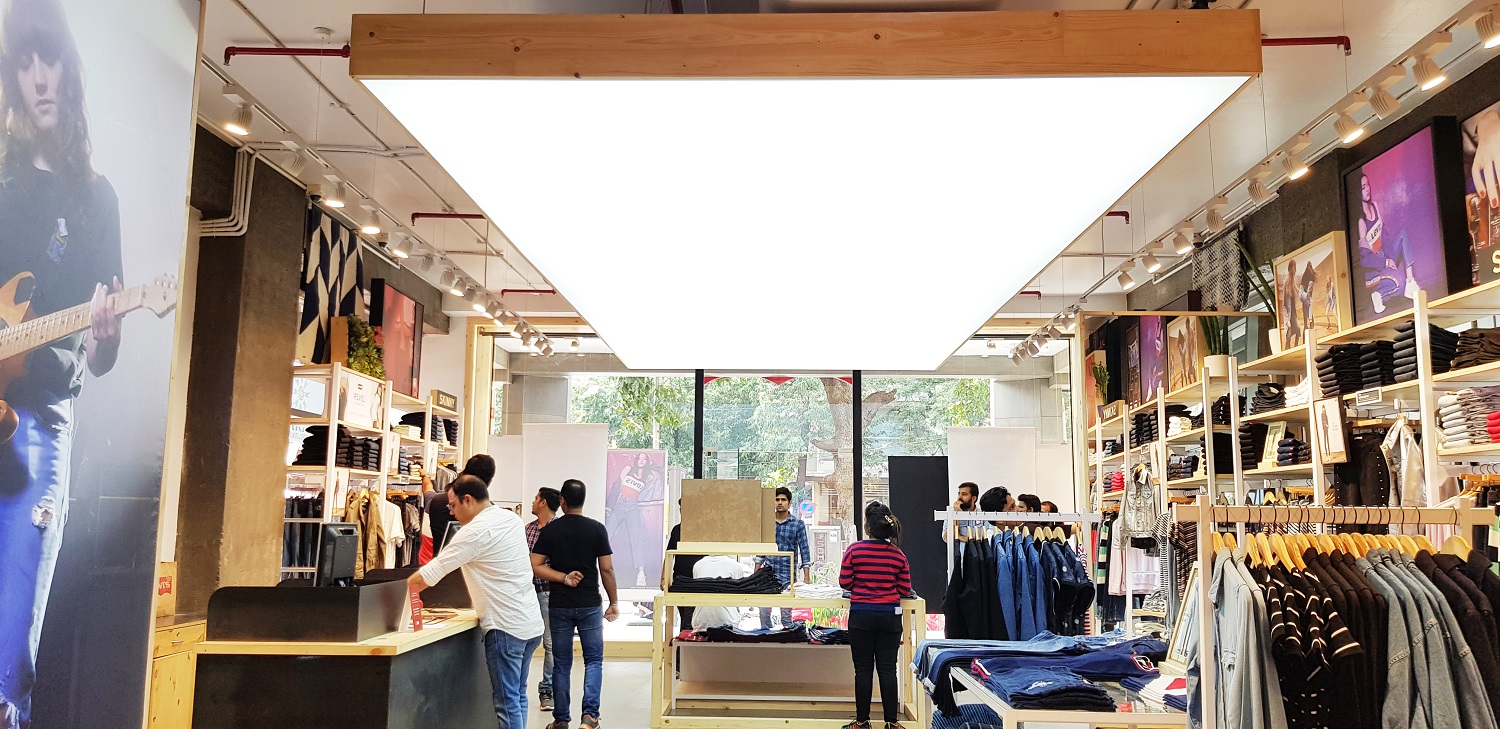 Retail Outlet @Mumbai